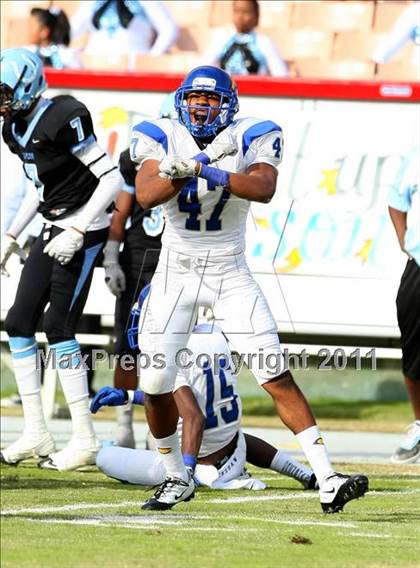 Thumbnail 2 in Crenshaw vs. Carson (CIF LA Section City D1 Final) photogallery.