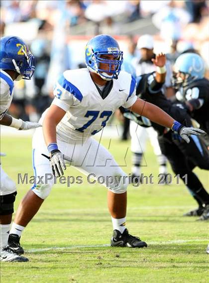 Thumbnail 2 in Crenshaw vs. Carson (CIF LA Section City D1 Final) photogallery.