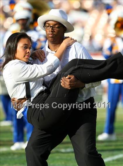 Thumbnail 3 in Crenshaw vs. Carson (CIF LA Section City D1 Final) photogallery.