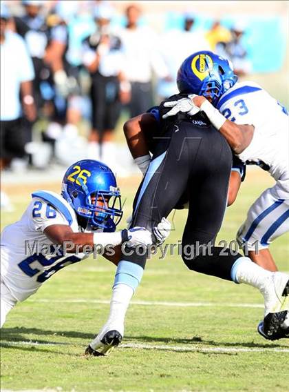 Thumbnail 3 in Crenshaw vs. Carson (CIF LA Section City D1 Final) photogallery.