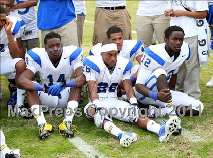 Thumbnail 2 in Crenshaw vs. Carson (CIF LA Section City D1 Final) photogallery.