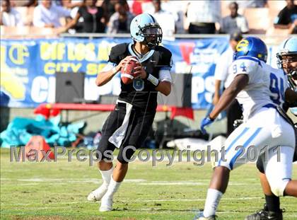 Thumbnail 3 in Crenshaw vs. Carson (CIF LA Section City D1 Final) photogallery.
