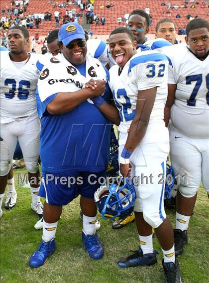 Thumbnail 3 in Crenshaw vs. Carson (CIF LA Section City D1 Final) photogallery.