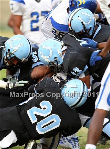 Thumbnail 2 in Crenshaw vs. Carson (CIF LA Section City D1 Final) photogallery.