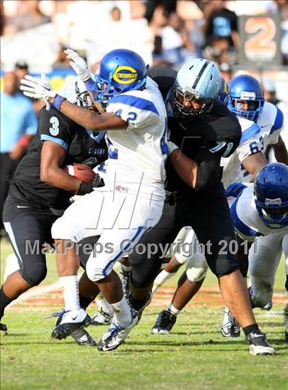 Thumbnail 3 in Crenshaw vs. Carson (CIF LA Section City D1 Final) photogallery.
