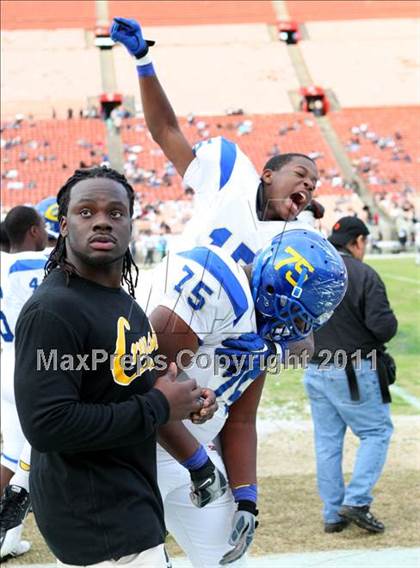 Thumbnail 3 in Crenshaw vs. Carson (CIF LA Section City D1 Final) photogallery.