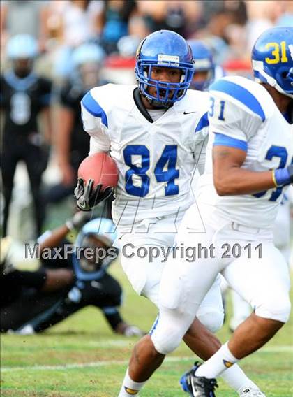Thumbnail 2 in Crenshaw vs. Carson (CIF LA Section City D1 Final) photogallery.