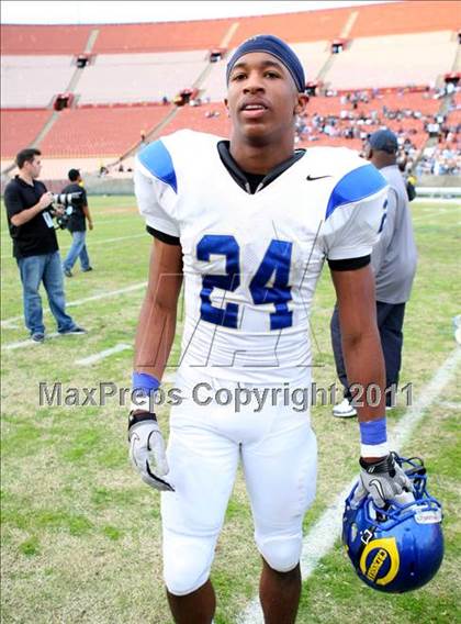 Thumbnail 3 in Crenshaw vs. Carson (CIF LA Section City D1 Final) photogallery.