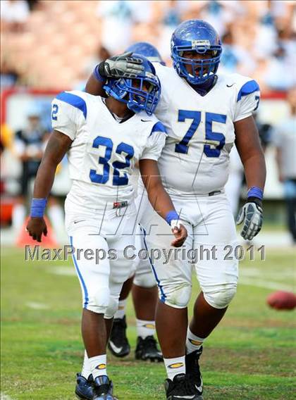 Thumbnail 3 in Crenshaw vs. Carson (CIF LA Section City D1 Final) photogallery.