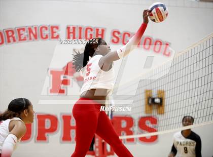 Thumbnail 3 in South Mountain vs Marcos de Niza (Florence Invitational) photogallery.