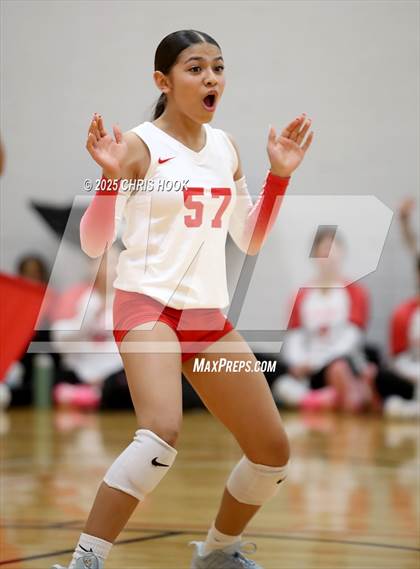 Thumbnail 2 in South Mountain vs Marcos de Niza (Florence Invitational) photogallery.