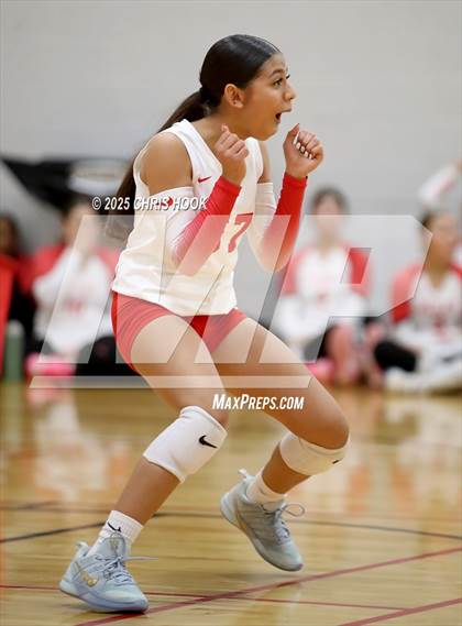 Thumbnail 3 in South Mountain vs Marcos de Niza (Florence Invitational) photogallery.