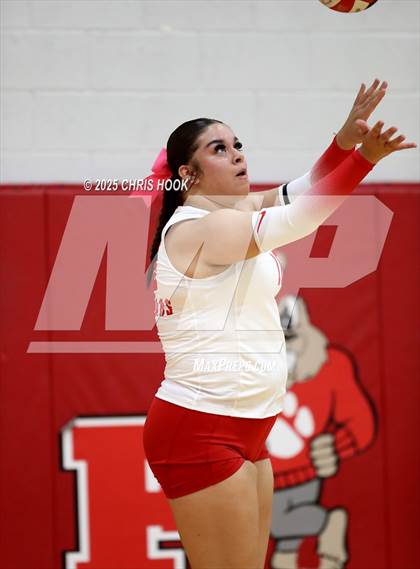 Thumbnail 2 in South Mountain vs Marcos de Niza (Florence Invitational) photogallery.