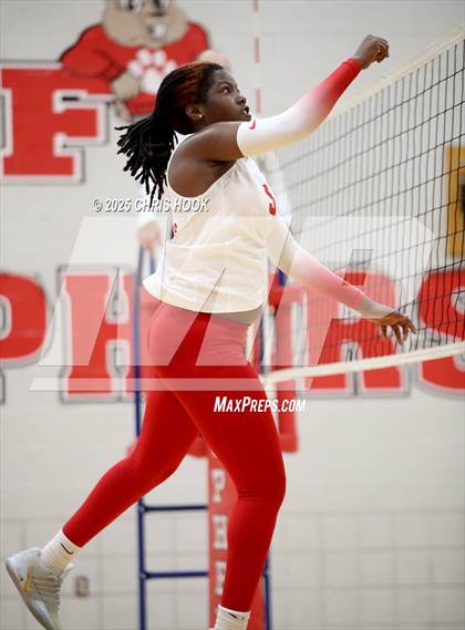 Thumbnail 2 in South Mountain vs Marcos de Niza (Florence Invitational) photogallery.