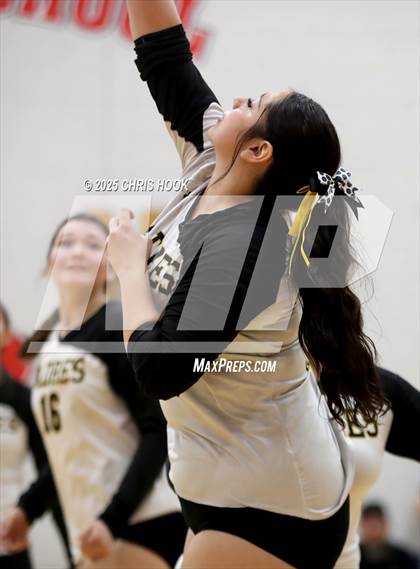 Thumbnail 3 in South Mountain vs Marcos de Niza (Florence Invitational) photogallery.