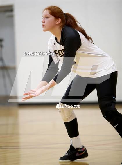 Thumbnail 2 in South Mountain vs Marcos de Niza (Florence Invitational) photogallery.