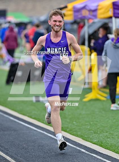 Thumbnail 1 in Marion Relays (3200 Meter)  photogallery.