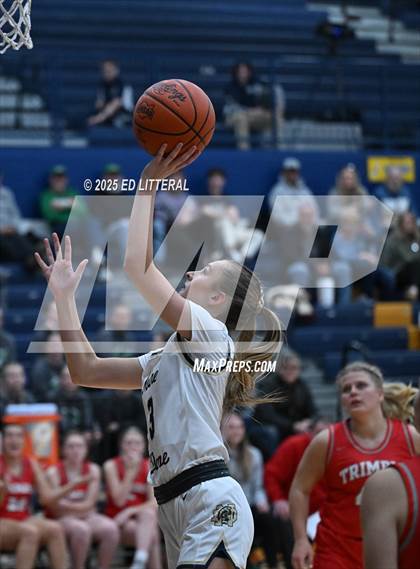 Thumbnail 2 in Notre Dame vs. Trimble photogallery.