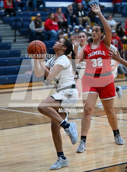 Thumbnail 2 in Notre Dame vs. Trimble photogallery.