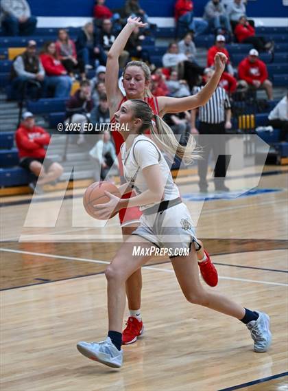 Thumbnail 1 in Notre Dame vs. Trimble photogallery.