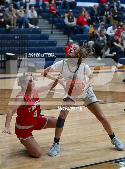 Thumbnail 1 in Notre Dame vs. Trimble photogallery.
