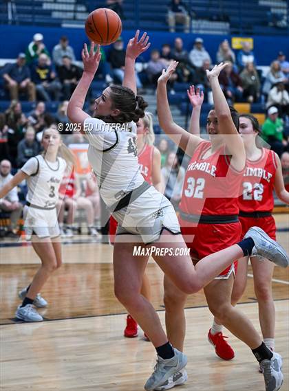 Thumbnail 2 in Notre Dame vs. Trimble photogallery.