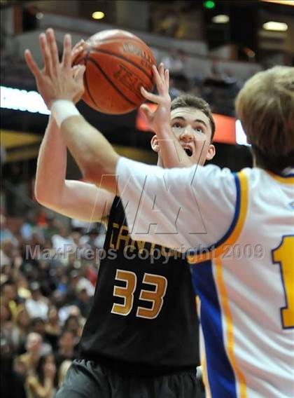 Thumbnail 2 in Canyon vs Santa Margarita (CIF SS D3-AA Final)  photogallery.