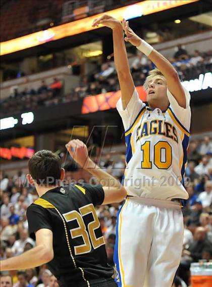 Thumbnail 3 in Canyon vs Santa Margarita (CIF SS D3-AA Final)  photogallery.