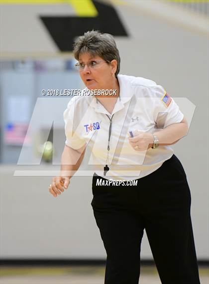 Thumbnail 3 in Orange Grove @ Rice Consolidated (Yorktown South Texas Showdown) photogallery.