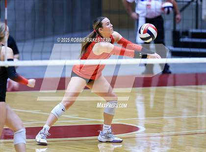 Thumbnail 2 in Cedar Park vs. Argyle (UIL 5A D2 Volleyball Final) photogallery.