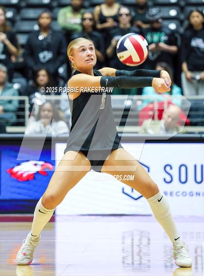 Thumbnail 1 in Cedar Park vs. Argyle (UIL 5A D2 Volleyball Final) photogallery.