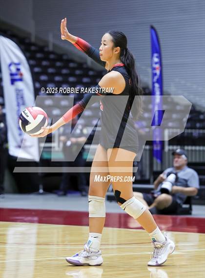 Thumbnail 2 in Cedar Park vs. Argyle (UIL 5A D2 Volleyball Final) photogallery.