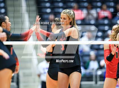 Thumbnail 1 in Cedar Park vs. Argyle (UIL 5A D2 Volleyball Final) photogallery.