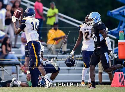 Thumbnail 1 in Pallotti vs. Friendship Collegiate Academy photogallery.