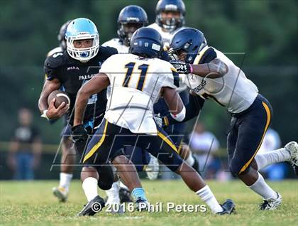 Thumbnail 2 in Pallotti vs. Friendship Collegiate Academy photogallery.