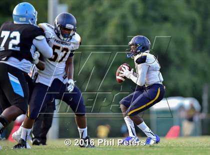 Thumbnail 2 in Pallotti vs. Friendship Collegiate Academy photogallery.