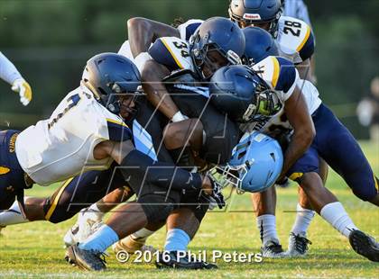 Thumbnail 1 in Pallotti vs. Friendship Collegiate Academy photogallery.