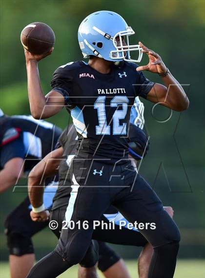Thumbnail 3 in Pallotti vs. Friendship Collegiate Academy photogallery.