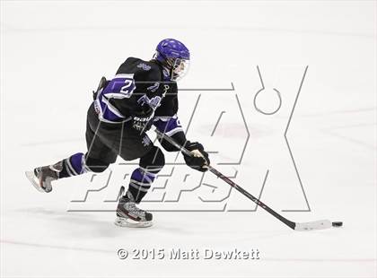 Thumbnail 1 in North Branford vs. Conard (CIAC Division II Semifinal) photogallery.
