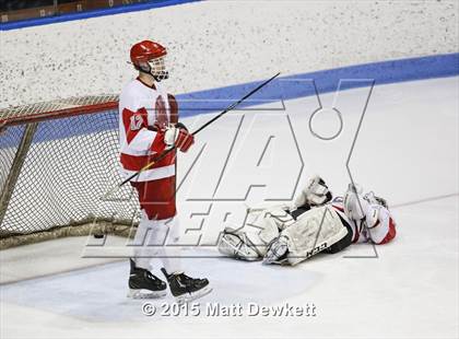 Thumbnail 1 in North Branford vs. Conard (CIAC Division II Semifinal) photogallery.