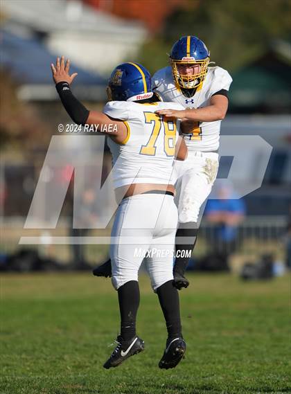 Thumbnail 3 in Del Campo @ Sacramento (CIF SJS D4 Round 1) photogallery.