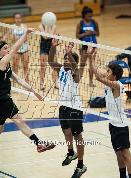 Thumbnail 3 in Highland @ Mesquite photogallery.