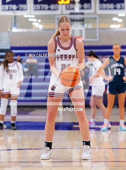 Thumbnail 2 in Perry vs. Ridgeline (Holiday Hoopfest) photogallery.