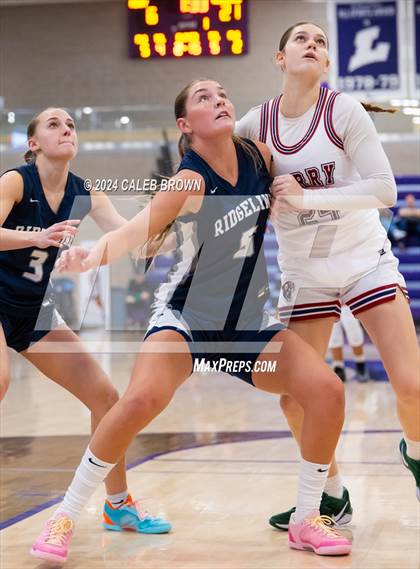 Thumbnail 2 in Perry vs. Ridgeline (Holiday Hoopfest) photogallery.