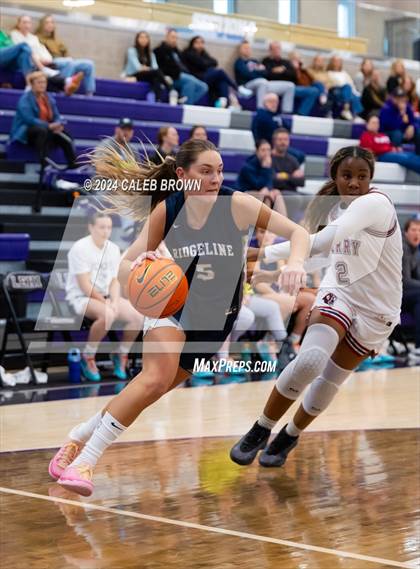 Thumbnail 3 in Perry vs. Ridgeline (Holiday Hoopfest) photogallery.