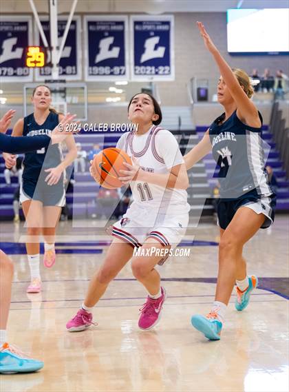 Thumbnail 2 in Perry vs. Ridgeline (Holiday Hoopfest) photogallery.