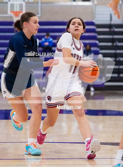 Thumbnail 2 in Perry vs. Ridgeline (Holiday Hoopfest) photogallery.