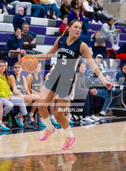 Thumbnail 3 in Perry vs. Ridgeline (Holiday Hoopfest) photogallery.