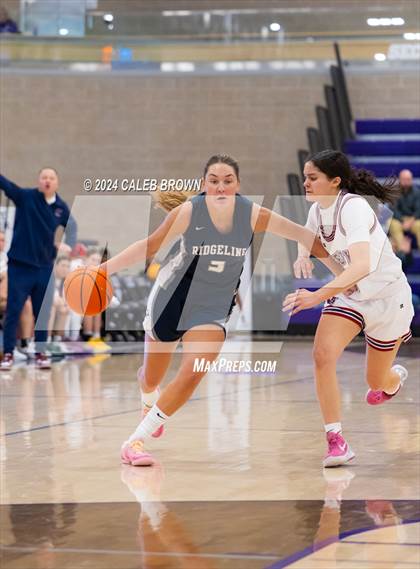 Thumbnail 3 in Perry vs. Ridgeline (Holiday Hoopfest) photogallery.