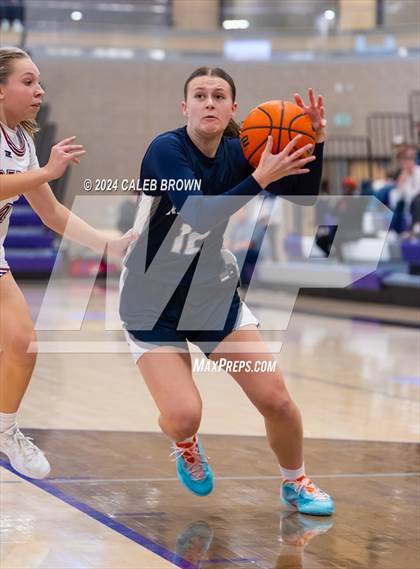 Thumbnail 3 in Perry vs. Ridgeline (Holiday Hoopfest) photogallery.